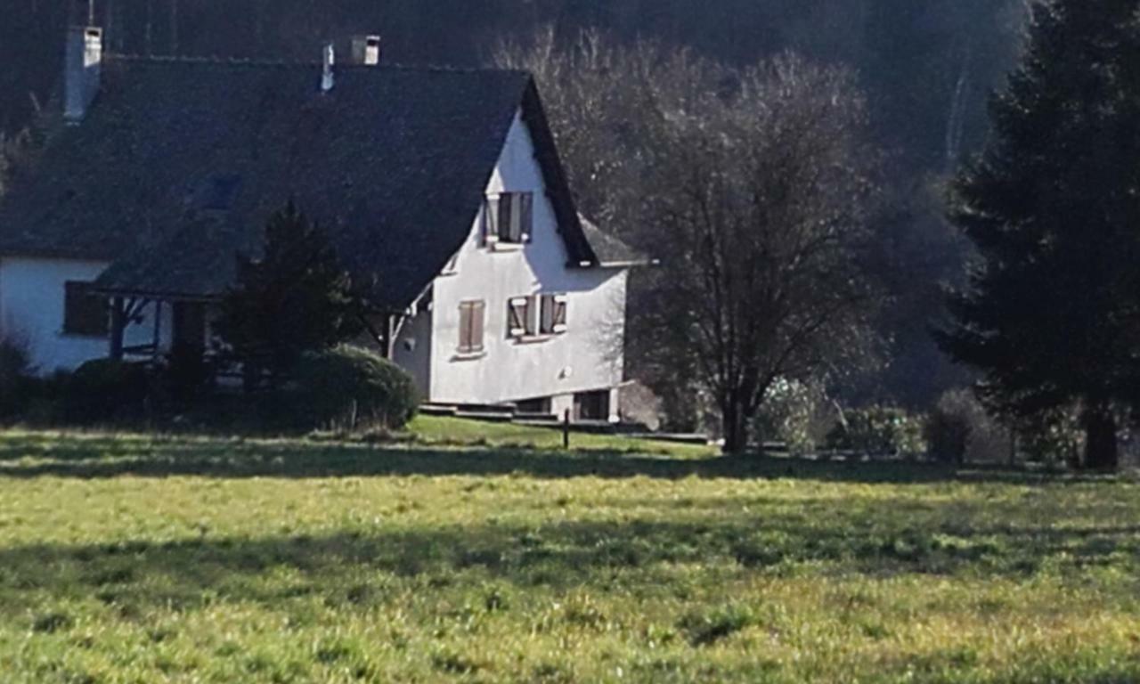 Grand Gite Rural Villa Salmiech Exterior photo